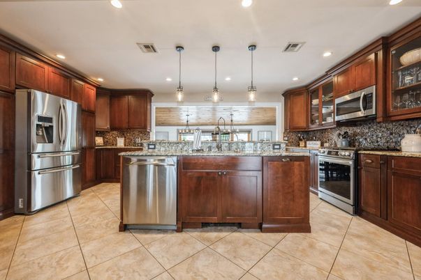 Interior, Kitchen, Pendant Lights, Recessed Lighting, Stainless Steel Appliances