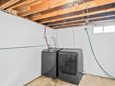 Interior, Washer, Wooden Beams, Wooden Ceilings