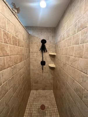 Bathroom, Interior, Recessed Lighting, Stone Walls