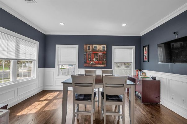 Dining room, Interior, Recessed Lighting, Wood Texture Flooring