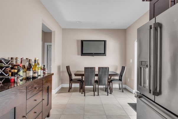 Dining room, Interior