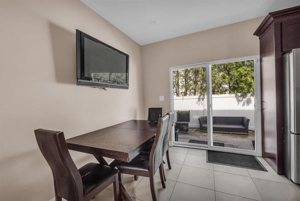 Dining room, Interior