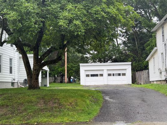 Detached Garage, Exterior
