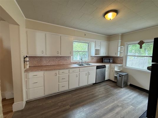 Interior, Kitchen, Wood Texture Flooring
