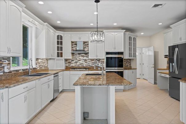 Interior, Kitchen, Pendant Lights, Recessed Lighting, Stainless Steel Appliances