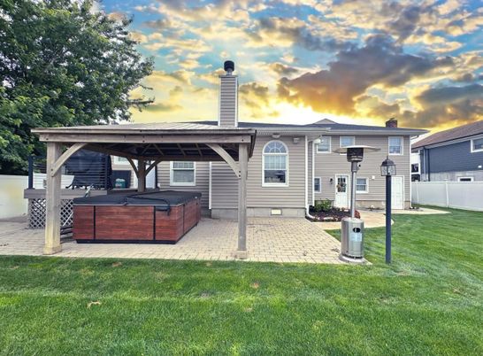 Backyard, Exterior, Hot Tub