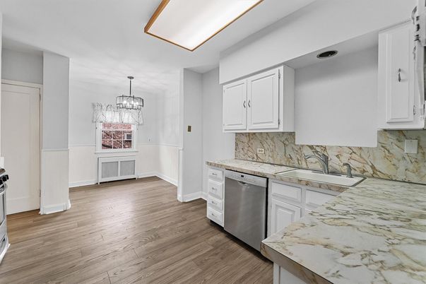 Interior, Kitchen, Pendant Lights, Wood Texture Flooring