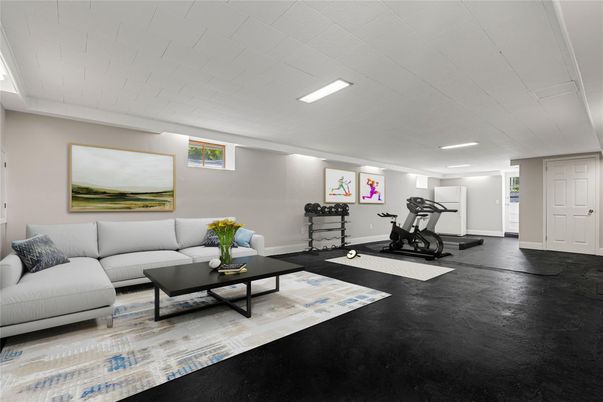 Fitness Equipment, Interior, Living room, Recessed Lighting