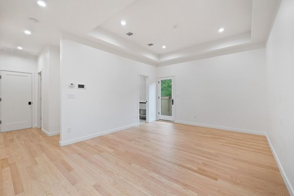 Empty room, Interior, Recessed Lighting, Wood Texture Flooring