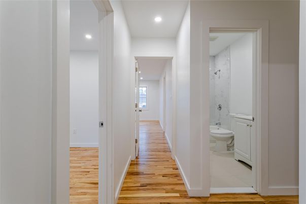 Bathroom, Interior, Recessed Lighting, Wood Texture Flooring