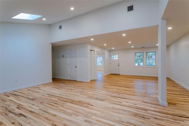 Empty room, Interior, Recessed Lighting, Wood Texture Flooring