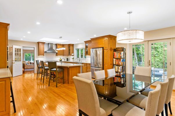 Dining room, Interior, Kitchen, Pendant Lights, Recessed Lighting, Stainless Steel Appliances, Wood Texture Flooring