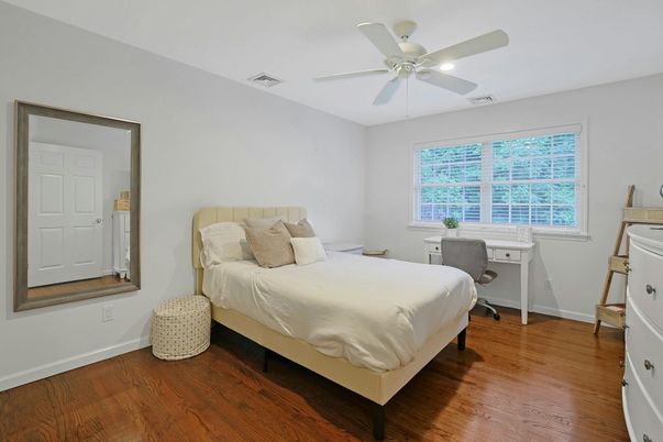 Bedroom, Home Office, Interior, Wood Texture Flooring