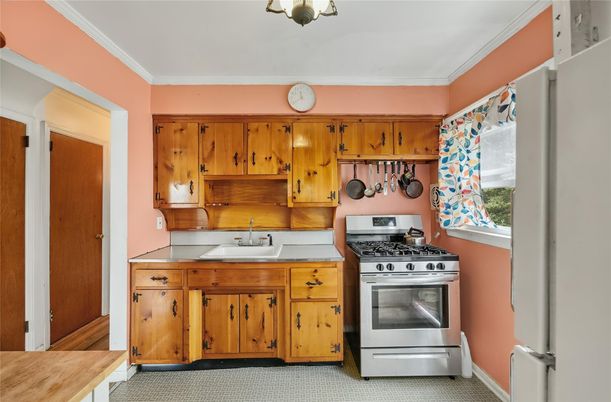 Interior, Kitchen, Stainless Steel Appliances