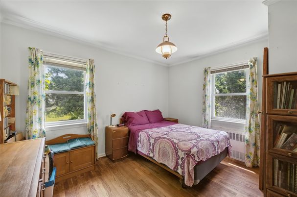 Bedroom, Interior, Pendant Lights, Wood Texture Flooring