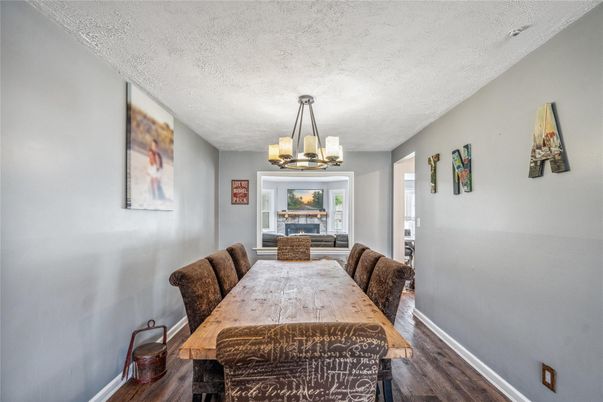 Chandelier, Dining room, Fireplace, Interior, Wood Texture Flooring