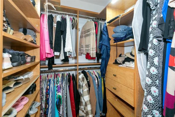 Interior, Walk-in Closets