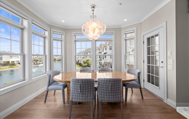 Chandelier, Dining room, Interior, Recessed Lighting, Water, Wood Texture Flooring