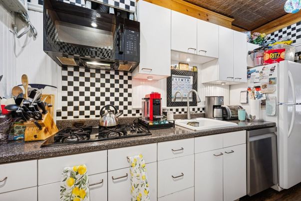 Interior, Kitchen, Stainless Steel Appliances