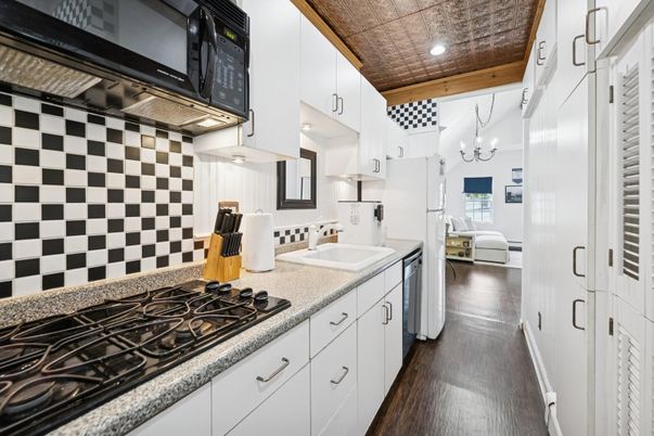 Chandelier, Interior, Kitchen, Pendant Lights, Recessed Lighting, Wood Texture Flooring