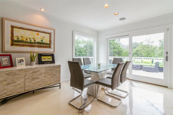 Dining room, Interior, Recessed Lighting