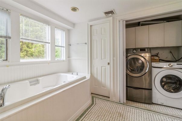Interior, Recessed Lighting, Utility Closets, Washer