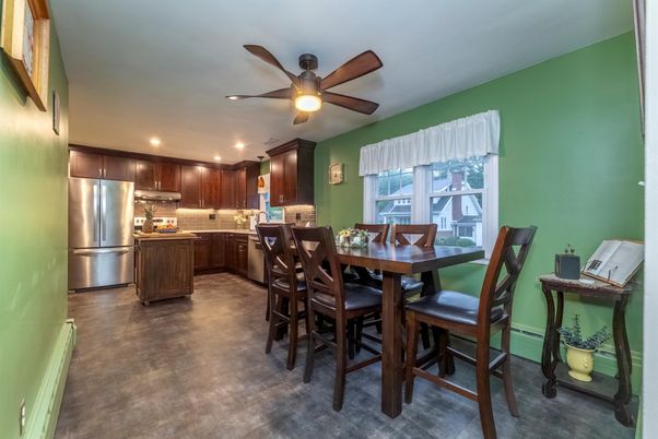 Dining room, Interior, Kitchen, Recessed Lighting, Stainless Steel Appliances
