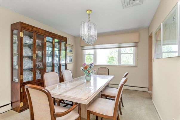 Chandelier, Dining room, Interior