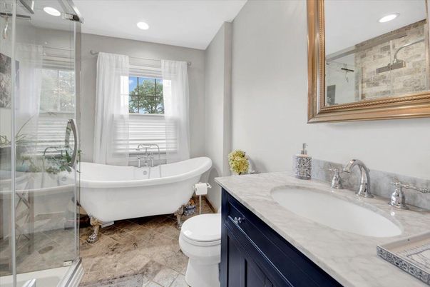 Bathroom, Dual Sink Vanities, Free Standing Baths, Glass Shower, Interior, Recessed Lighting