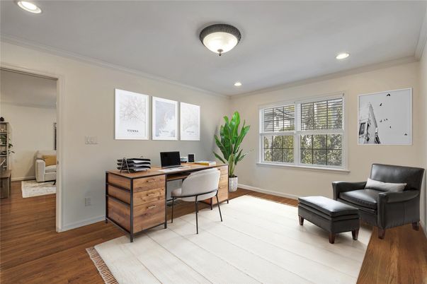 Home Office, Interior, Recessed Lighting, Wood Texture Flooring