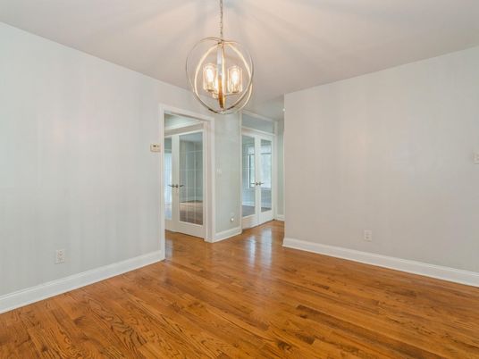 Empty room, Interior, Pendant Lights, Wood Texture Flooring