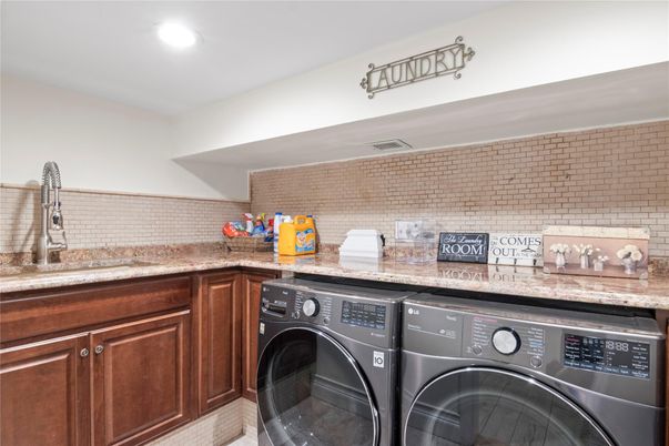 Interior, Recessed Lighting, Washer
