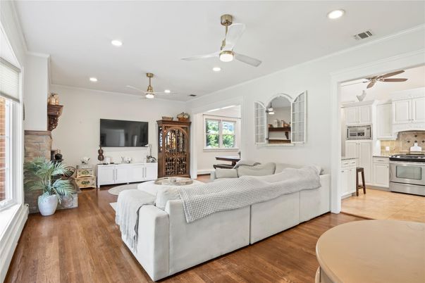 Interior, Kitchen, Living room, Recessed Lighting, Wood Texture Flooring
