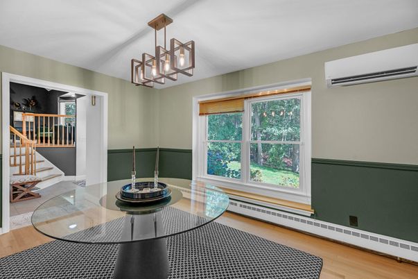 Interior, Pendant Lights, Wood Texture Flooring