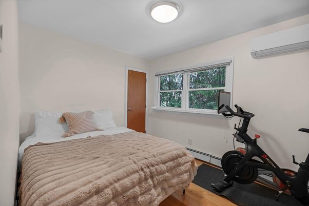 Bedroom, Fitness Equipment, Interior, Wood Texture Flooring