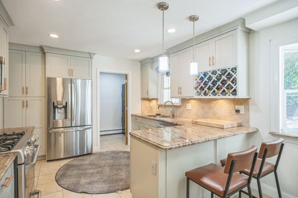 Interior, Kitchen, Pendant Lights, Recessed Lighting, Stainless Steel Appliances