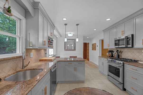 Interior, Kitchen, Pendant Lights, Recessed Lighting, Stainless Steel Appliances