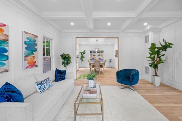 Dining room, Interior, Living room, Pendant Lights, Recessed Lighting, Wood Texture Flooring