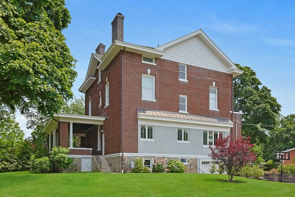 Backyard, Exterior, Facade, Brick Facade, American Foursquare