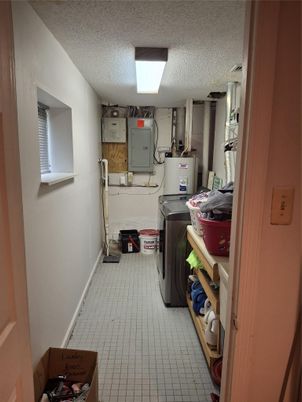 Interior, Washer