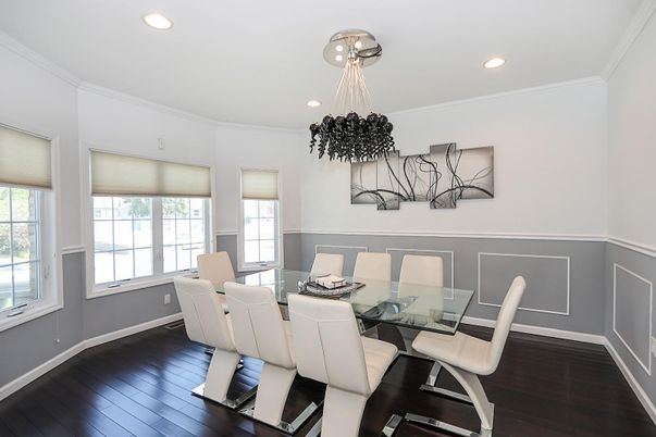 Chandelier, Dining room, Interior, Recessed Lighting, Wood Texture Flooring