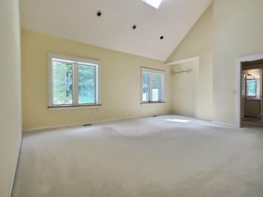 Empty room, Interior, Recessed Lighting