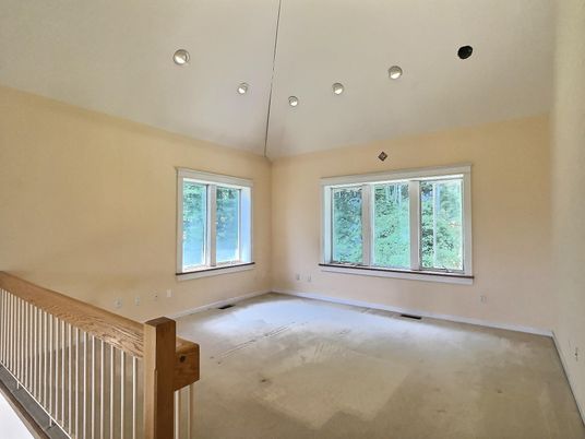 Empty room, Interior, Recessed Lighting