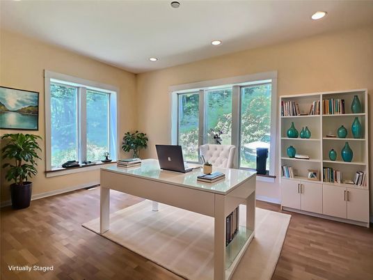 Home Office, Interior, Recessed Lighting, Wood Texture Flooring
