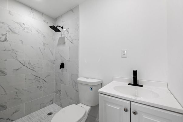 Bathroom, Interior, Marble Walls, Recessed Lighting