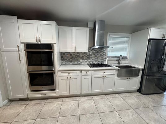 Interior, Kitchen, Stainless Steel Appliances
