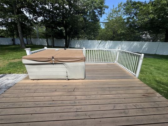 Exterior, Hot Tub