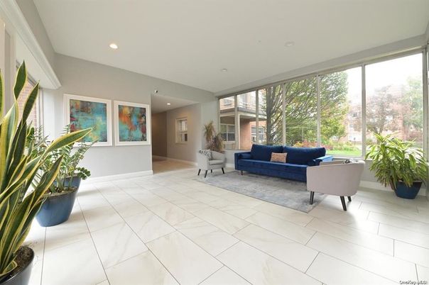 Interior, Living room, Marble, Recessed Lighting