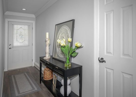 Interior, Recessed Lighting, Wood Texture Flooring