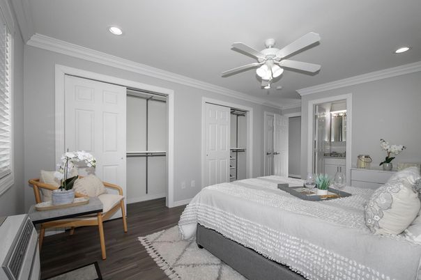 Bedroom, Interior, Recessed Lighting, Wood Texture Flooring